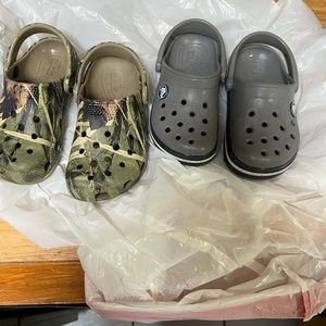 Crocs size 9c